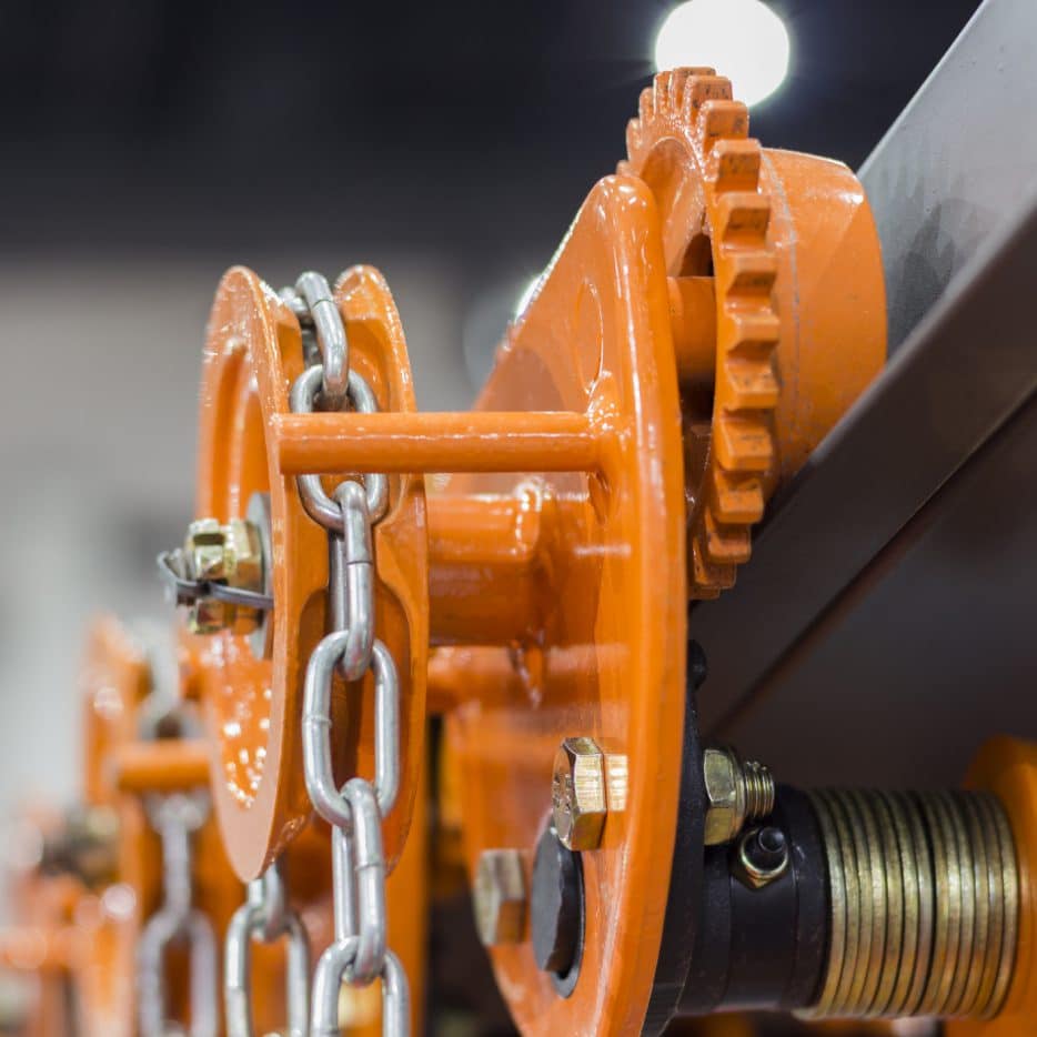 Industrial Steel Chains in orange hoists